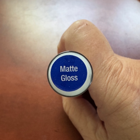 Lipsense Moisturizing Lip Glass, matte, NEW - Picture 2 of 2